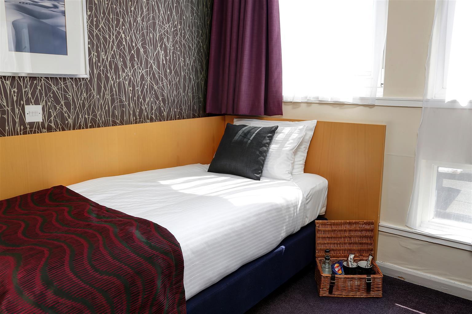 Sure Hotel By Best Western Aberdeen Exterior photo